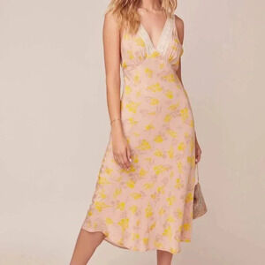 ASTR THE LABEL ‘In your dreams marigold floral dress’ size M (fits like a S / 4)